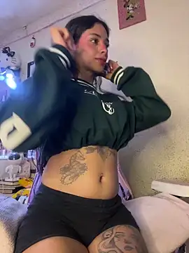 Snapshot of _Dulcinea777 chatting on 04.04.26 Dulcinea777 online show from 04.04.26