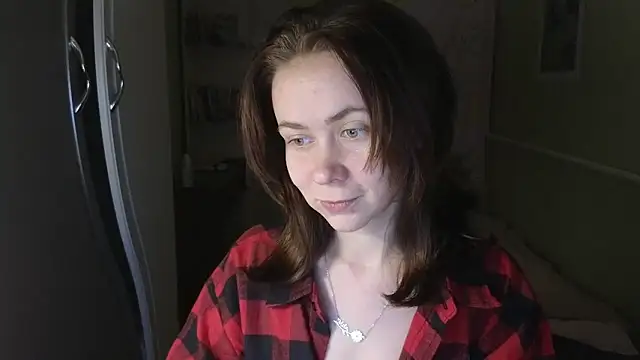 Riley Roo online show from 11.24.25