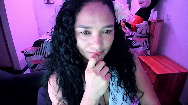 Snapshot of rayza_mature_154 chatting on 05.09.26 rayza mature 154 online show from 05.09.26