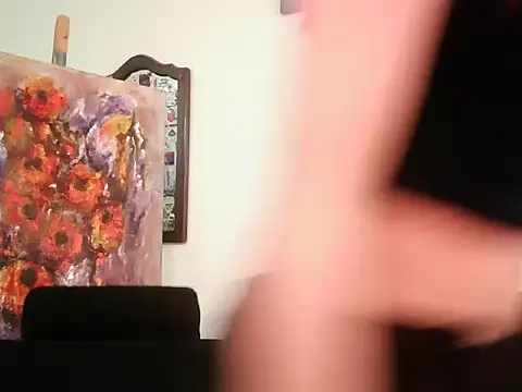 SuzzyyM online show from 09.20.25