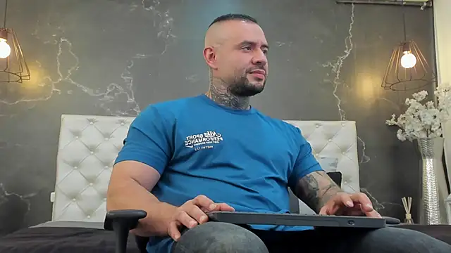 BruceDallas online show from 01.22.25