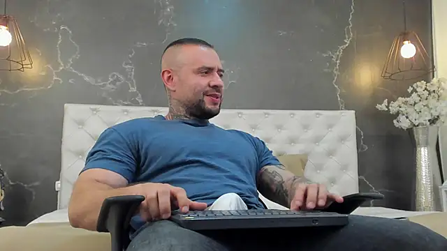 BruceDallas online show from 02.03.25