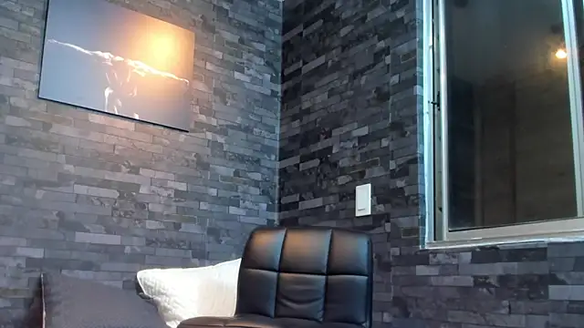 BruceDallas online show from 10.11.25