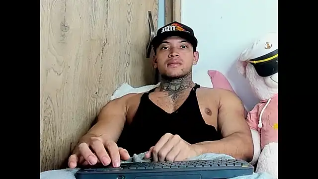 Stiven collins online show from 10.27.25