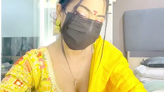 Monalisadon018 online show from 11.17.25