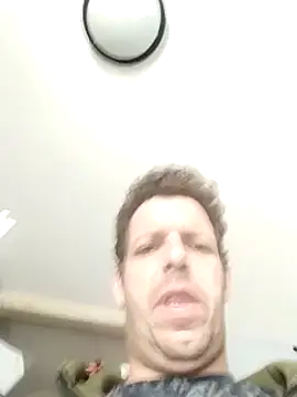 Knuffelstaaf123 online show from 03.18.25