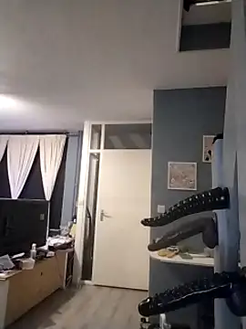 Knuffelstaaf123 online show from 03.19.25