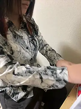 Snapshot of miyabi_room chatting on 02.07.25 miyabi room online show from 02.07.25