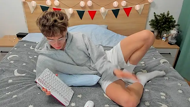 Fandi 777 online show from 12.28.24