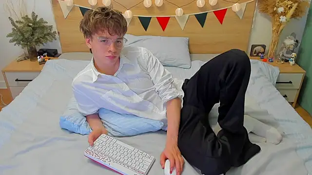 Fandi 777 online show from 01.25.25