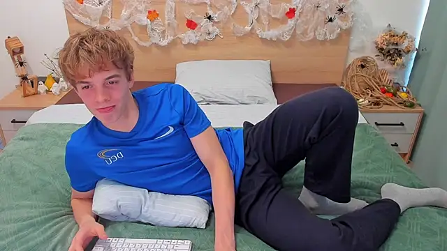 Fandi 777 online show from 10.11.25