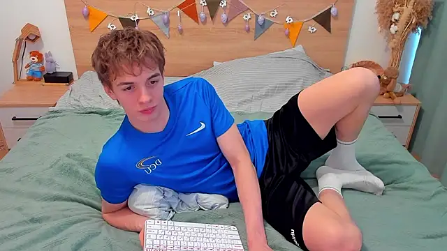 Fandi 777 online show from 02.20.26