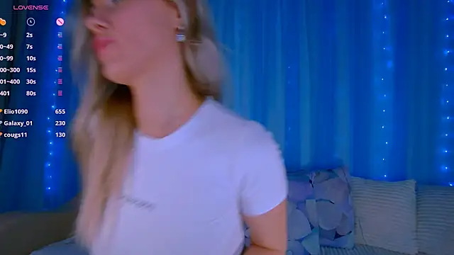 Nika Bloom online show from 03.04.25