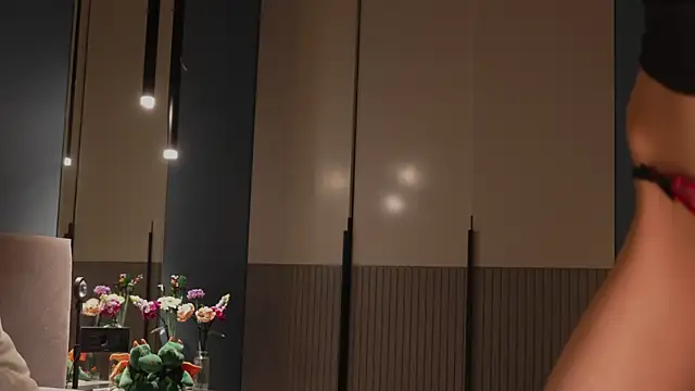 Snapshot of poisonn_girlll chatting on 02.04.26 poisonn girlll online show from 02.04.26