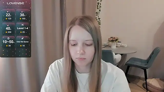 Snapshot of Alyaley chatting on 03.04.26 Alyaley online show from 03.04.26