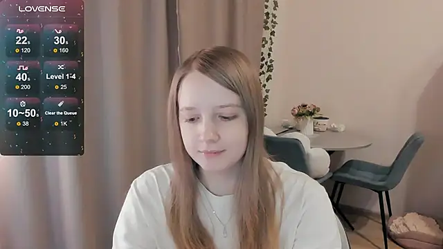 Snapshot of Alyaley chatting on 03.12.26 Alyaley online show from 03.12.26