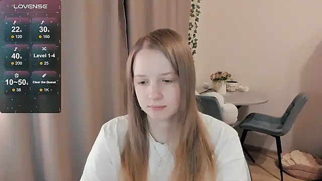Snapshot of Alyaley chatting on 03.14.26 Alyaley online show from 03.14.26