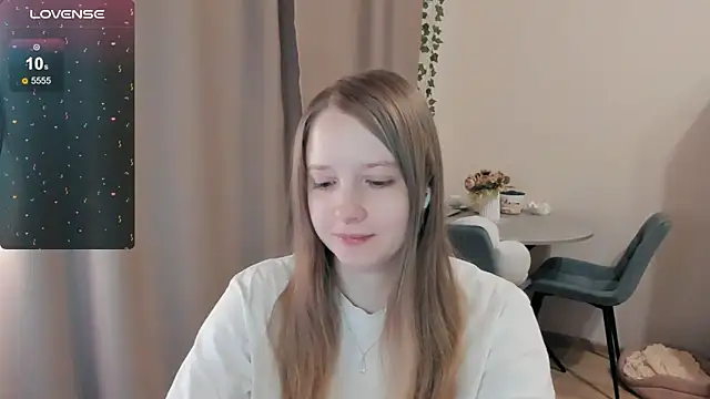 Snapshot of Alyaley chatting on 03.15.26 Alyaley online show from 03.15.26