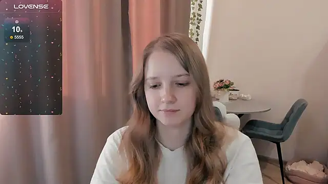 Snapshot of Alyaley chatting on 03.21.26 Alyaley online show from 03.21.26