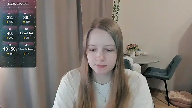 Snapshot of Alyaley chatting on 03.28.26 Alyaley online show from 03.28.26