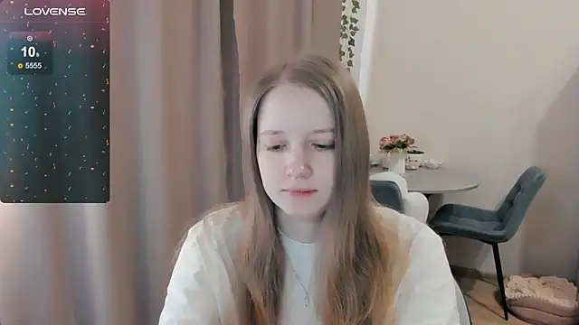 Snapshot of Alyaley chatting on 03.29.26 Alyaley online show from 03.29.26