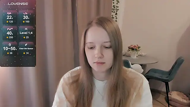 Snapshot of Alyaley chatting on 04.04.26 Alyaley online show from 04.04.26