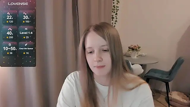 Snapshot of Alyaley chatting on 04.05.26 Alyaley online show from 04.05.26