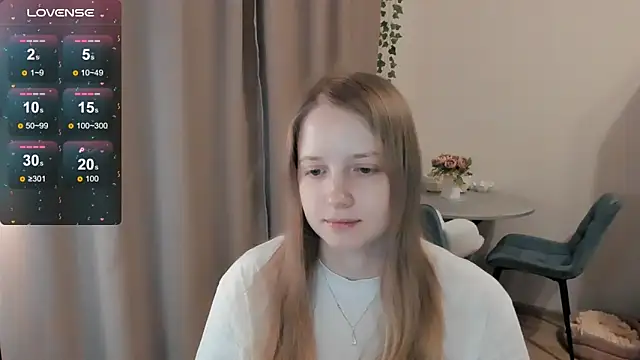 Snapshot of Alyaley chatting on 04.07.26 Alyaley online show from 04.07.26