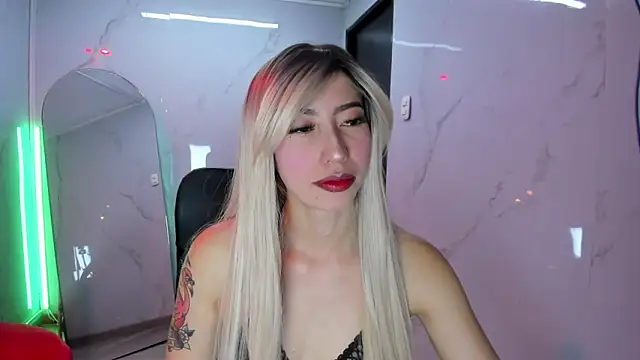 LilithCooperr  online show from 09.12.25