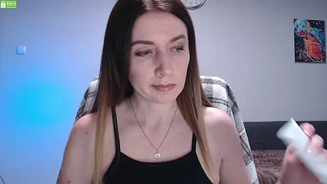 Snapshot of Sweet___Amelia chatting on 05.02.26 Sweet Amelia online show from 05.02.26