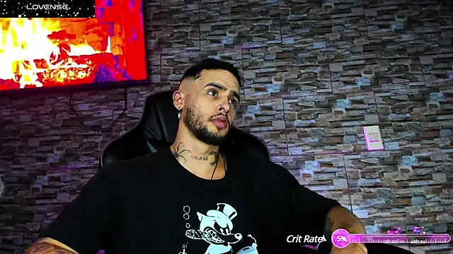 Snapshot of Seth_Owner chatting on 12.14.24 Seth Owner online show from 12.14.24