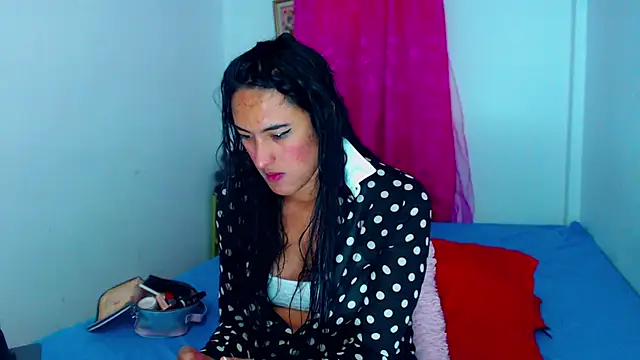 Snapshot of misss_estrella chatting on 02.11.26 misss estrella online show from 02.11.26