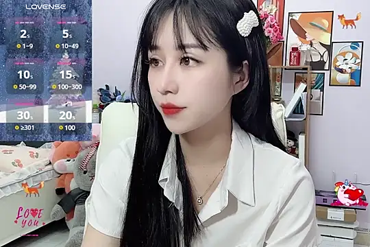  LLisa  online show from 02.13.25