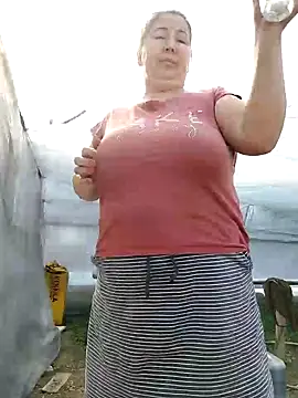 EmmaSquirt online show from 02.26.25