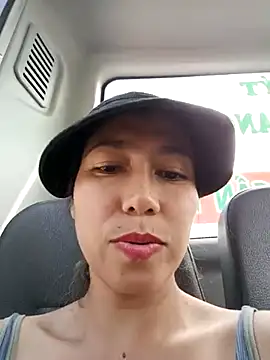 2HotAsain4u online show from 03.08.25