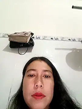 2HotAsain4u online show from 10.19.25