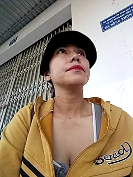 2HotAsain4u online show from 03.20.26