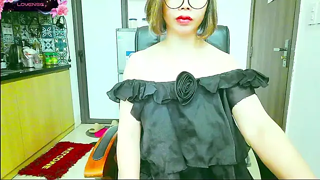 Miu-Le online show from 09.21.25