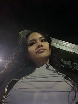 Riana Kean online show from 01.12.25