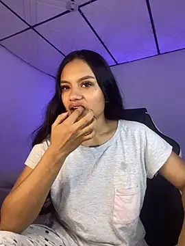 Riana Kean online show from 02.11.25