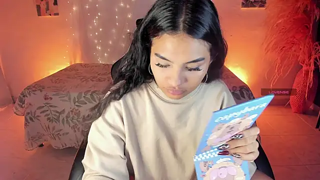 Riana Kean online show from 01.06.26