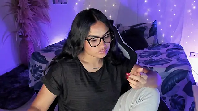 Riana Kean online show from 03.11.26