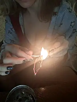  Kitti  online show from 01.05.25