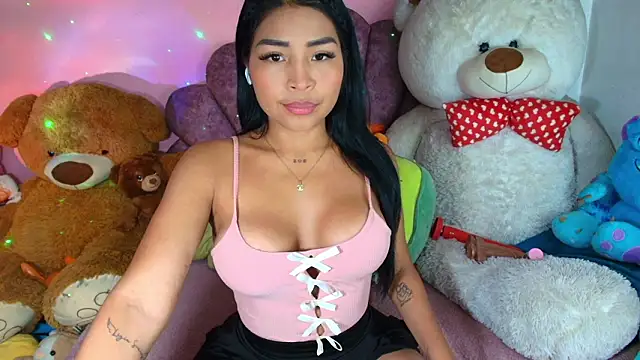 Snapshot of Pocahontascute_33 chatting on 02.28.26 Pocahontascute 33 online show from 02.28.26