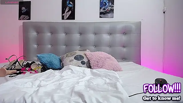 horny-juliette online show from 03.30.26