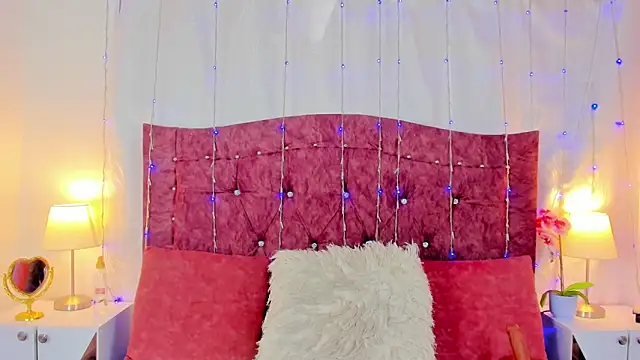 CristalSofiaHOT online show from 12.22.25