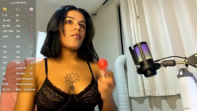 ninapego online show from 03.15.25