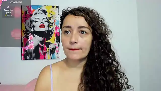  luna  sweet  online show from 03.20.25