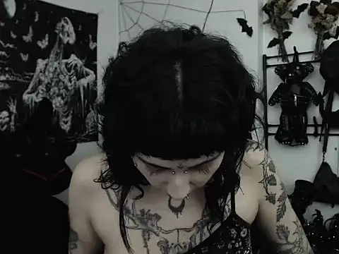 Snapshot of n0sferatus__ chatting on 06.11.26 n0sferatus online show from 06.11.26