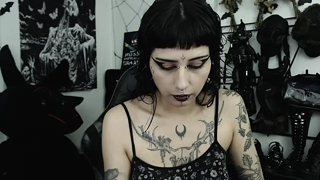 Snapshot of n0sferatus__ chatting on 08.07.26 n0sferatus online show from 08.07.26